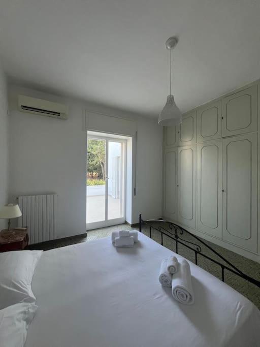 Villa Bouganville 2 오스투니 외부 사진