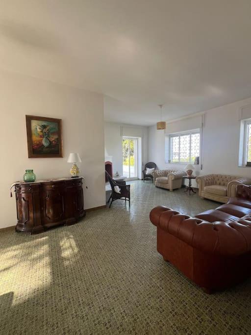 Villa Bouganville 2 오스투니 외부 사진